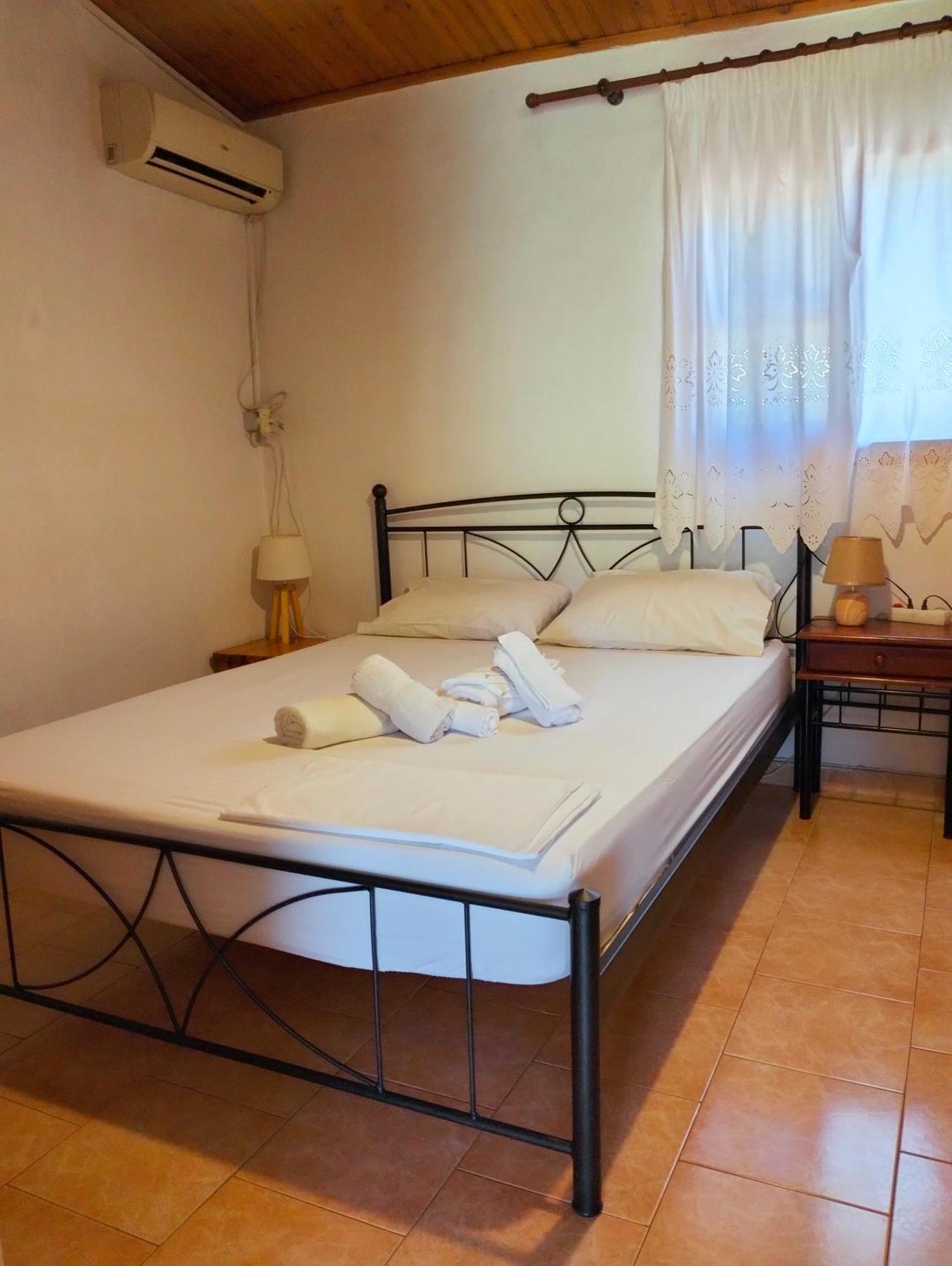 Amaryllis Sweet Home ปีร์กอส ภายนอก รูปภาพ